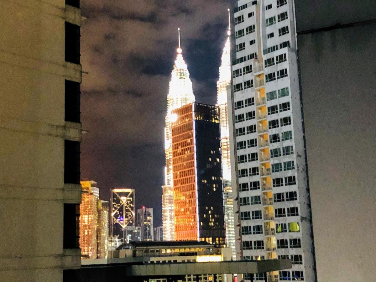 Klcc One Bedroom Apt & Studio Kuala Lumpur Esterno foto