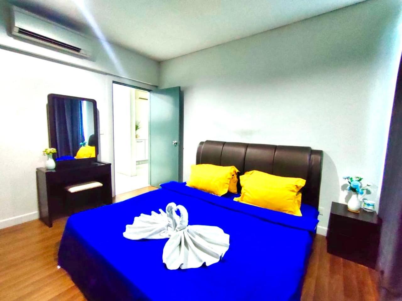 Klcc One Bedroom Apt & Studio Kuala Lumpur Esterno foto