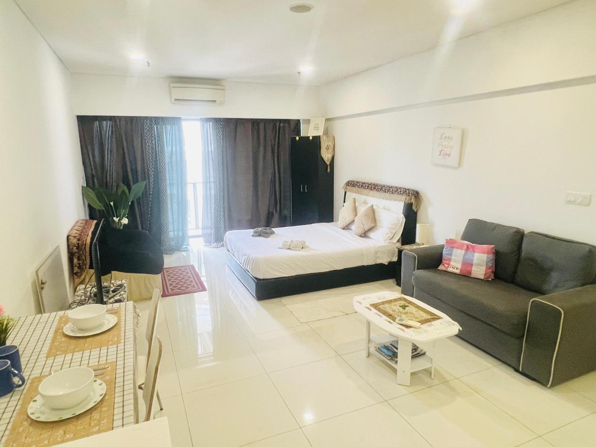 Klcc One Bedroom Apt & Studio Kuala Lumpur Esterno foto